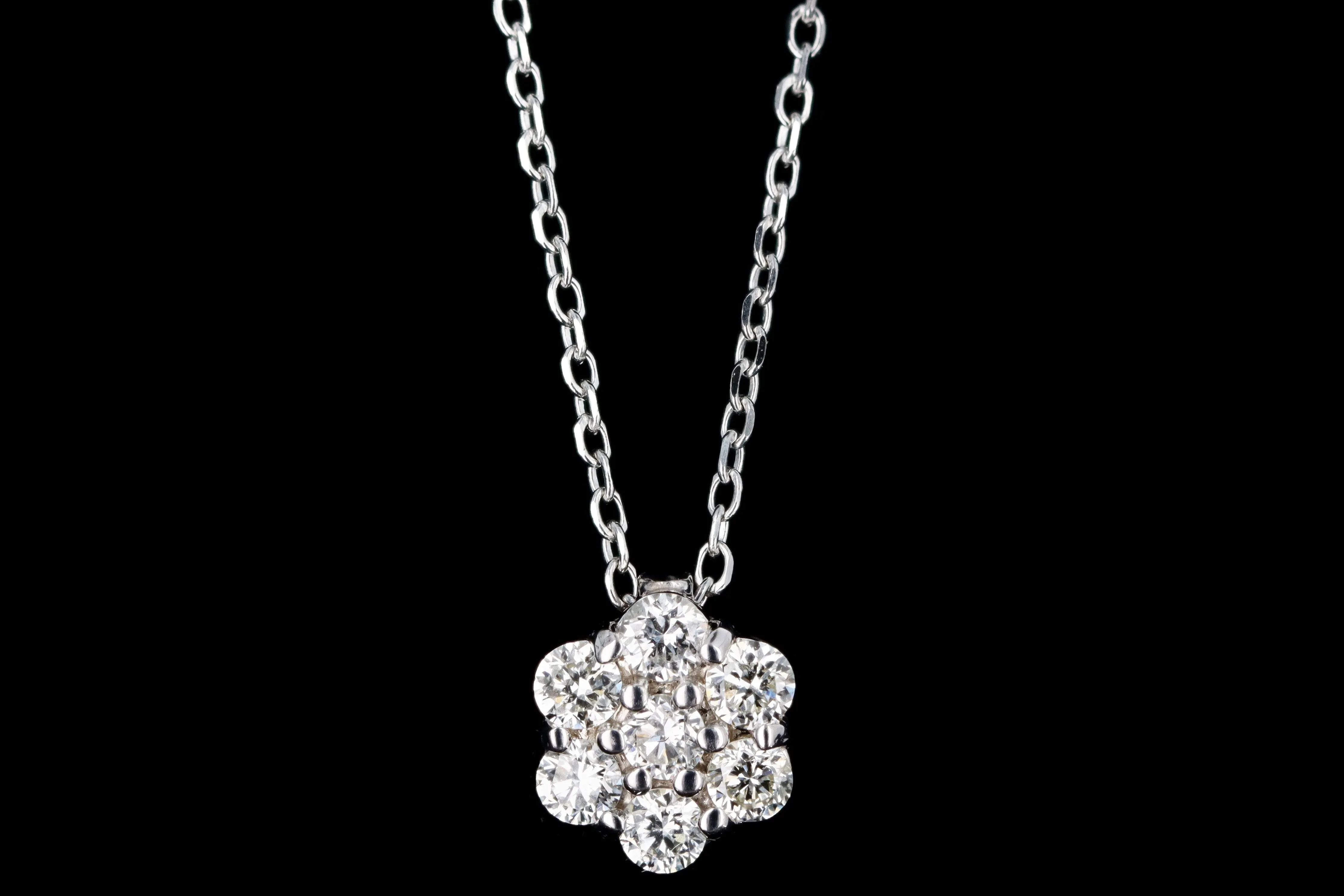 14K Gold Diamond Flower Cluster Pendant Necklace