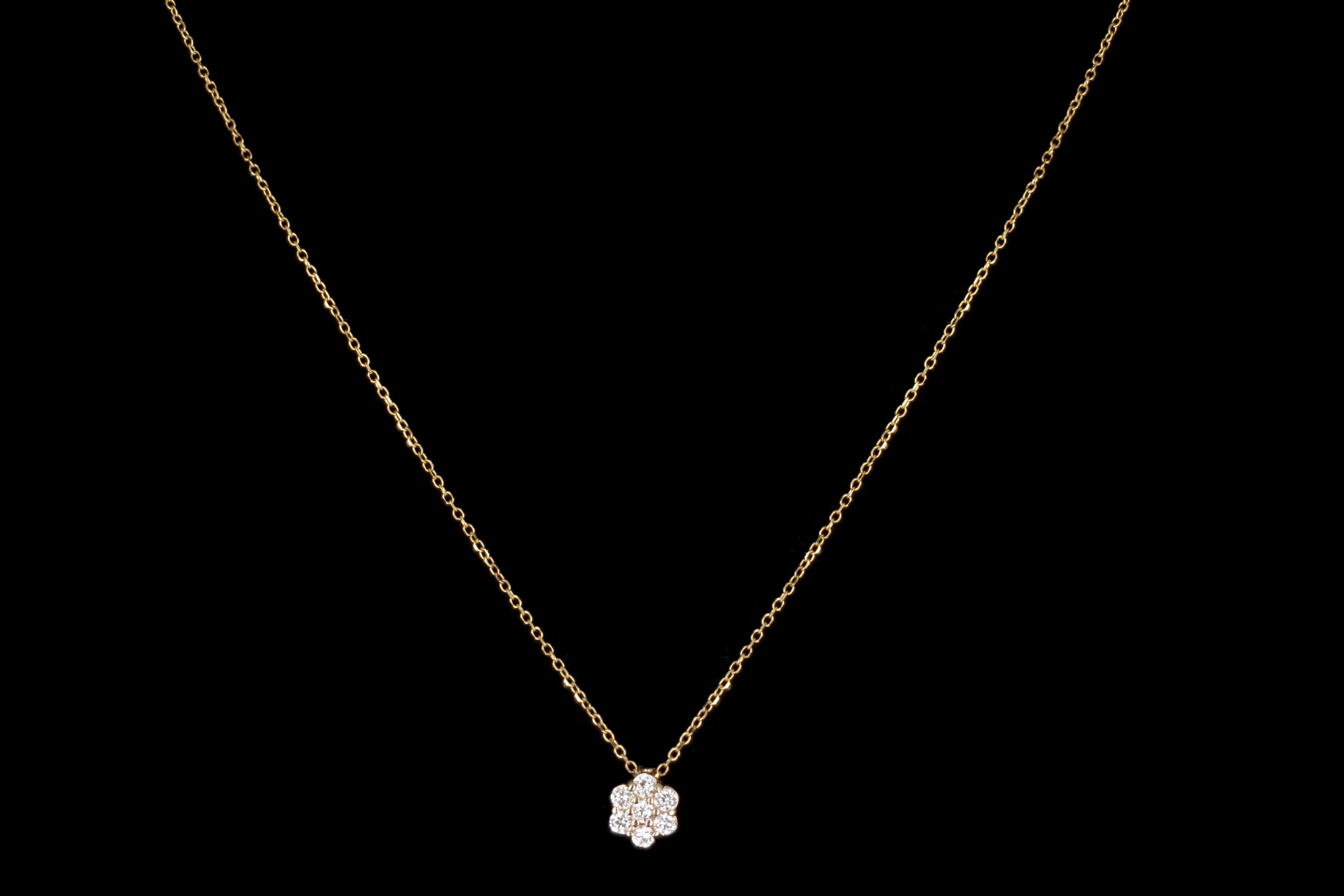 14K Gold Diamond Flower Cluster Pendant Necklace