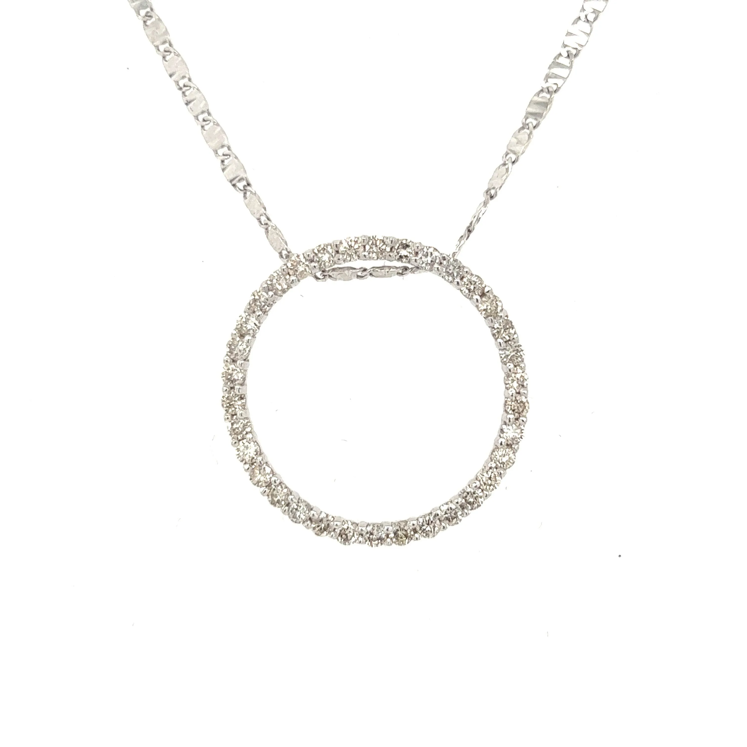 14K White Gold Circle Diamond Pendant Necklace Length 18"