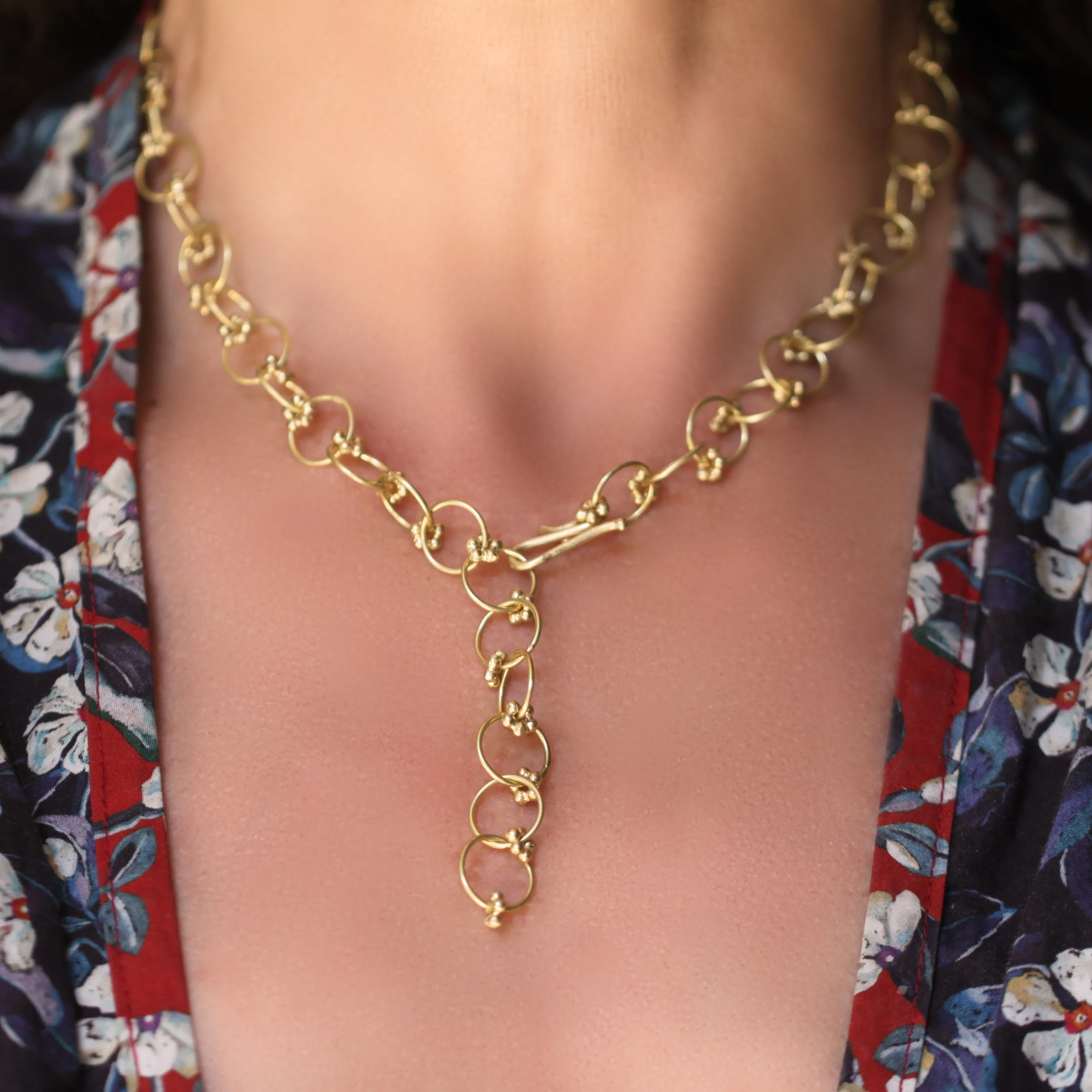 A Handmade Loop Chain with Flower Beads