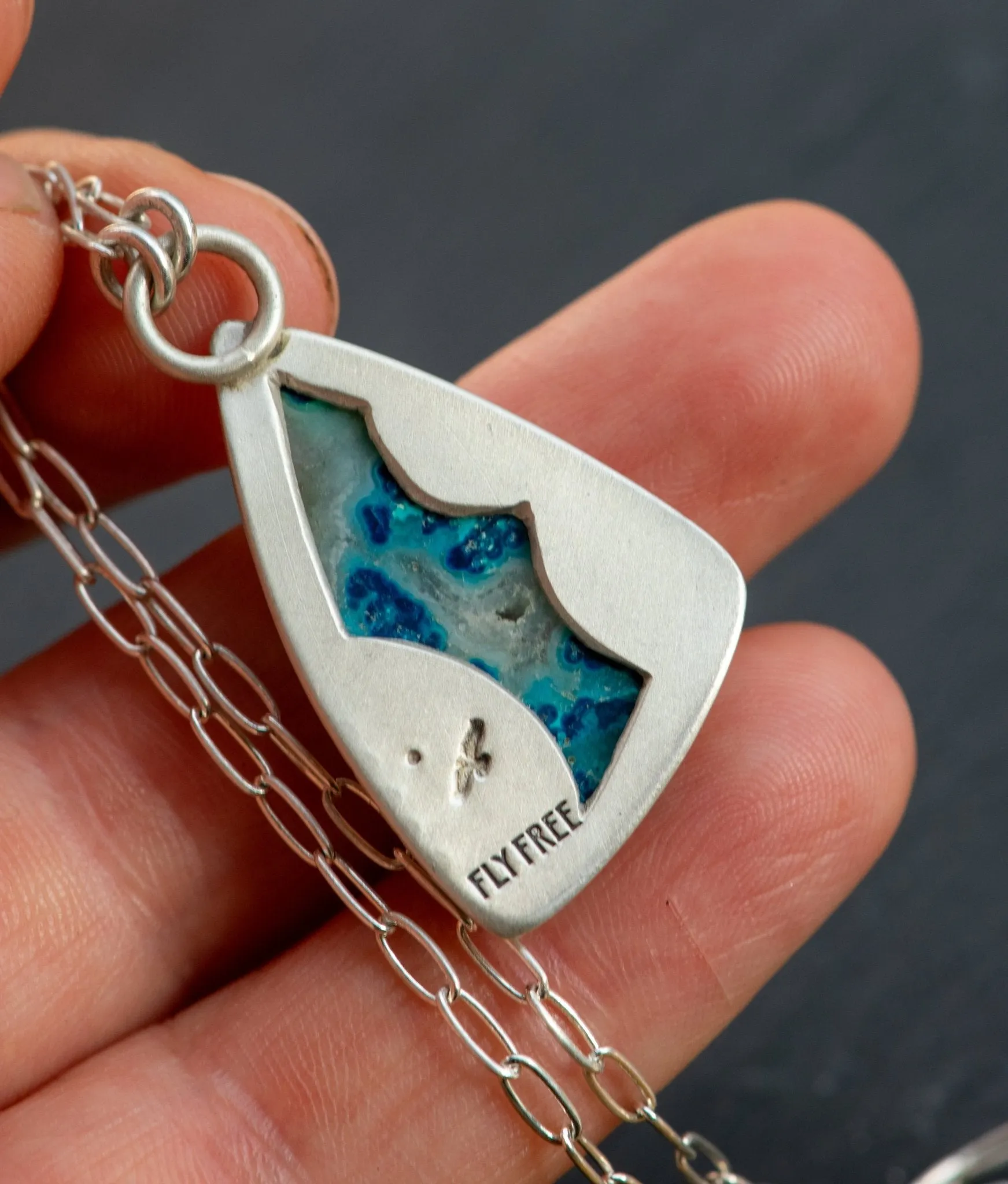 ARCHIPELAGO NECKLACES IN CHRYSOCOLLA   QUARTZ