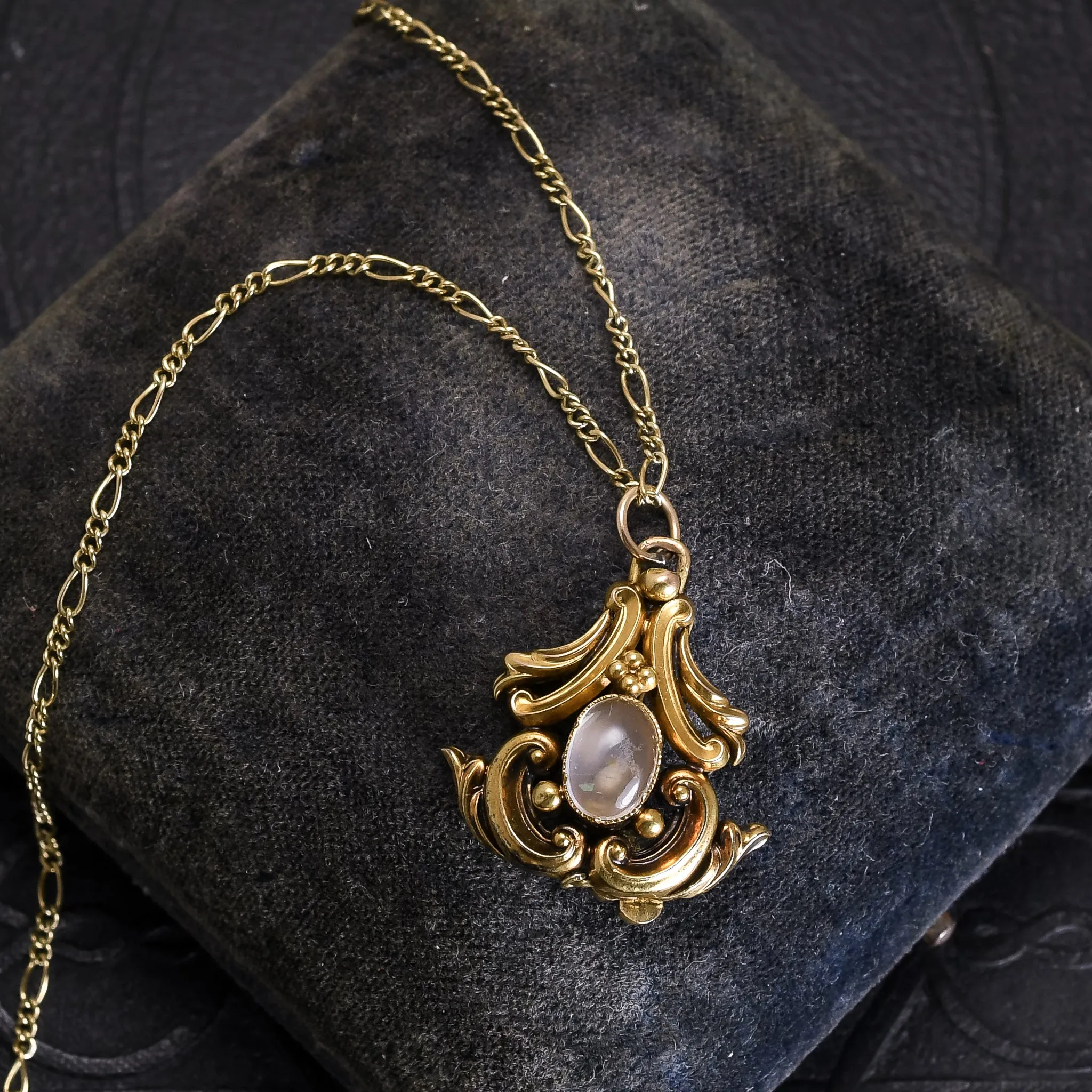 Arts & Crafts Moonstone Pendant & Chain