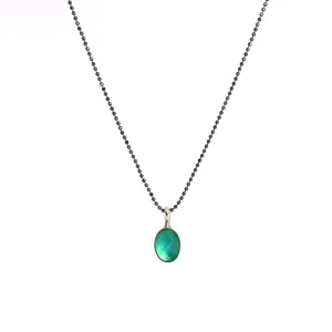 Athena small oval necklace with green onyx