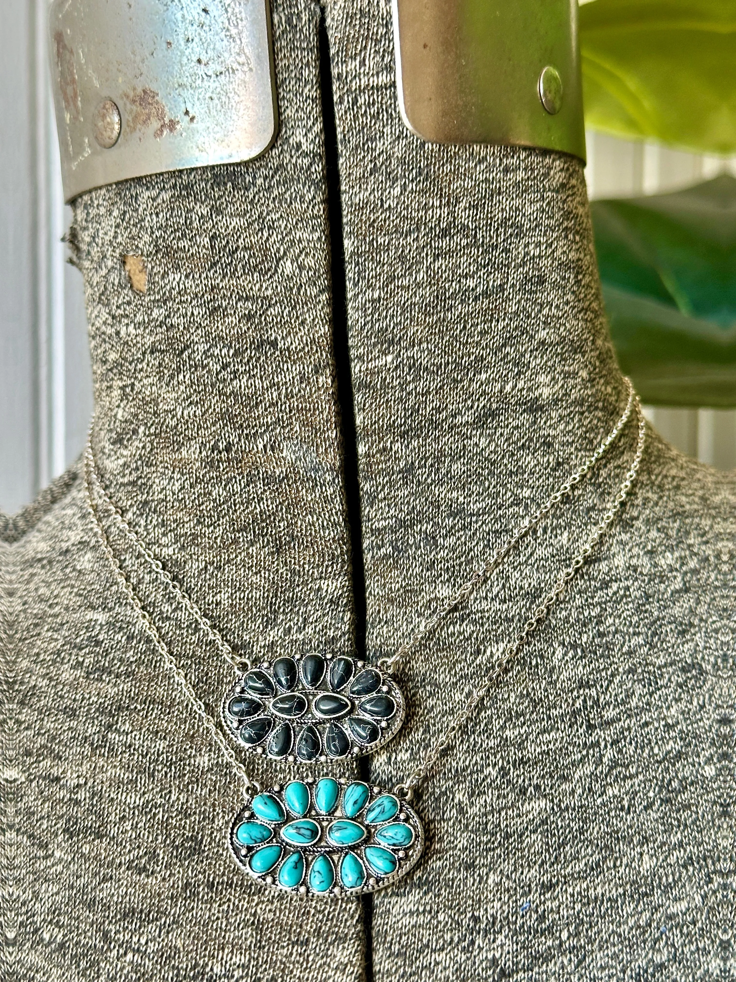Black Oval Necklaces