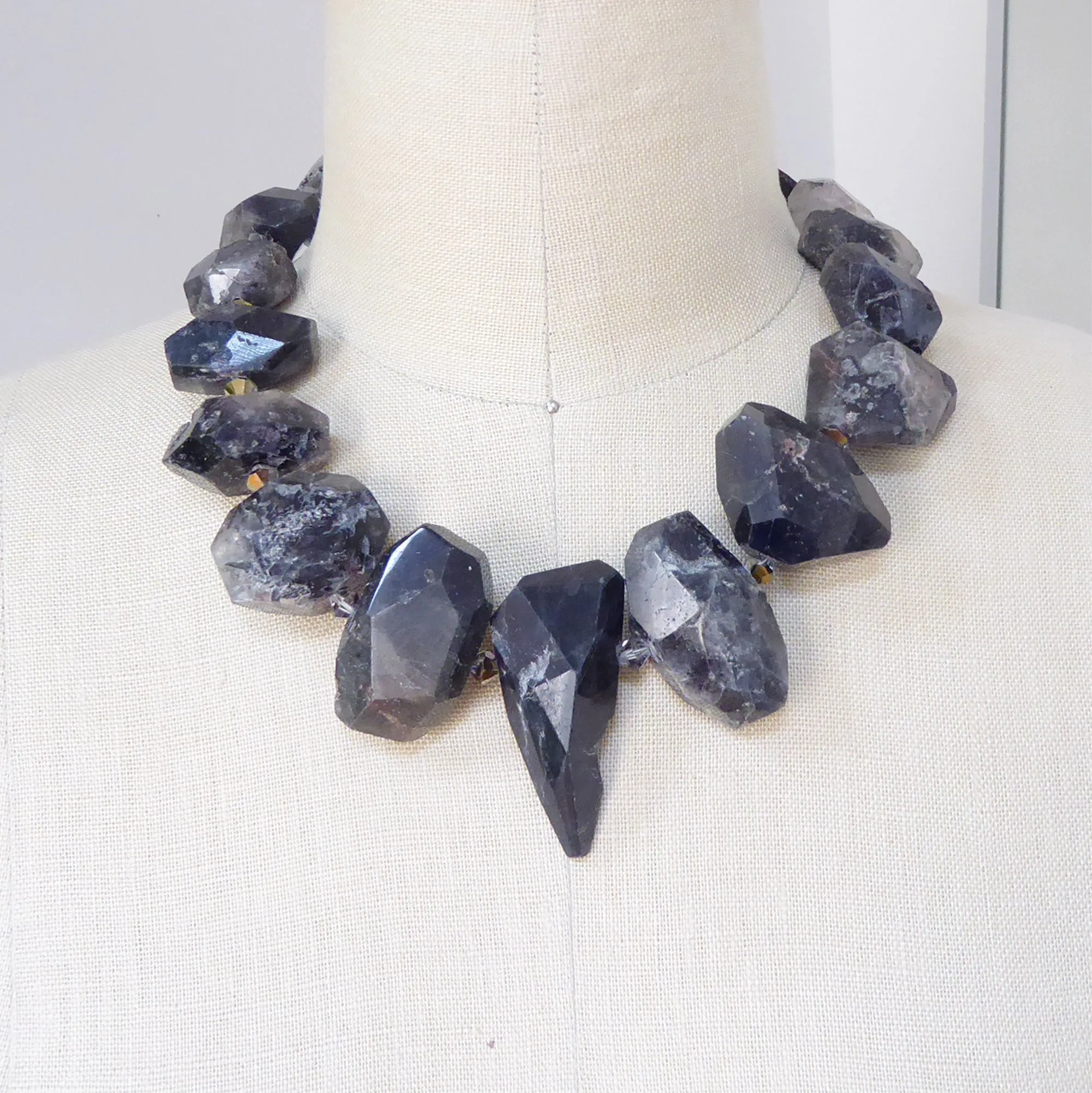 Black tourmalinated quartz collar necklace