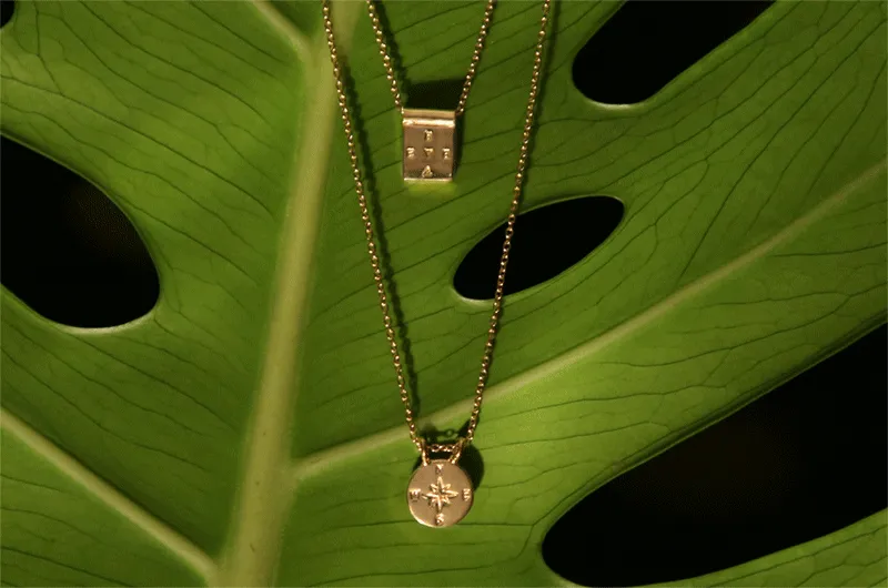 COMPASS CHAIN NECKLACE