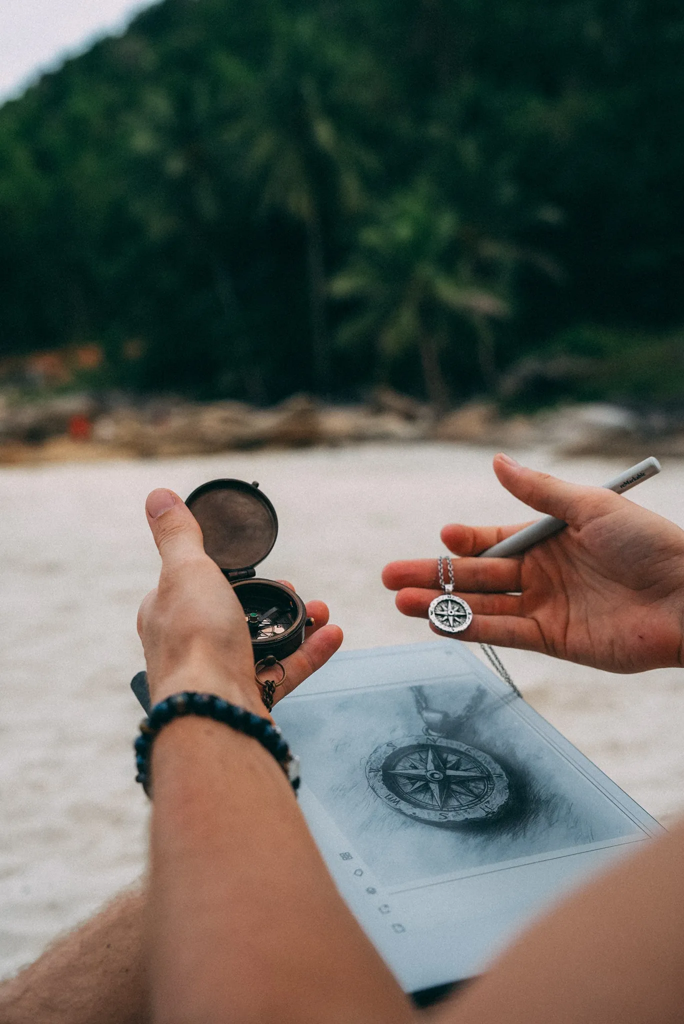 Compass Chain