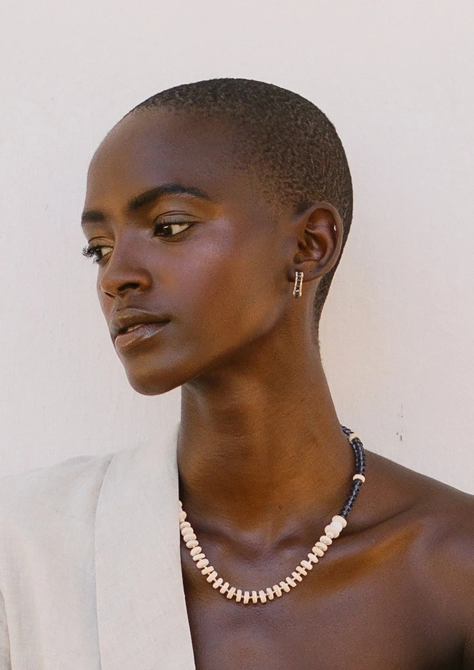 CRYSTAL ORIGIN NECKLACE