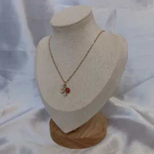 Daisy Charm Necklace - Pearl Jewellery,Gold Flower Necklaces In The UK,Ladybug Necklaces,Daisy Jewelley In The UK,Gold Necklaces In The UK