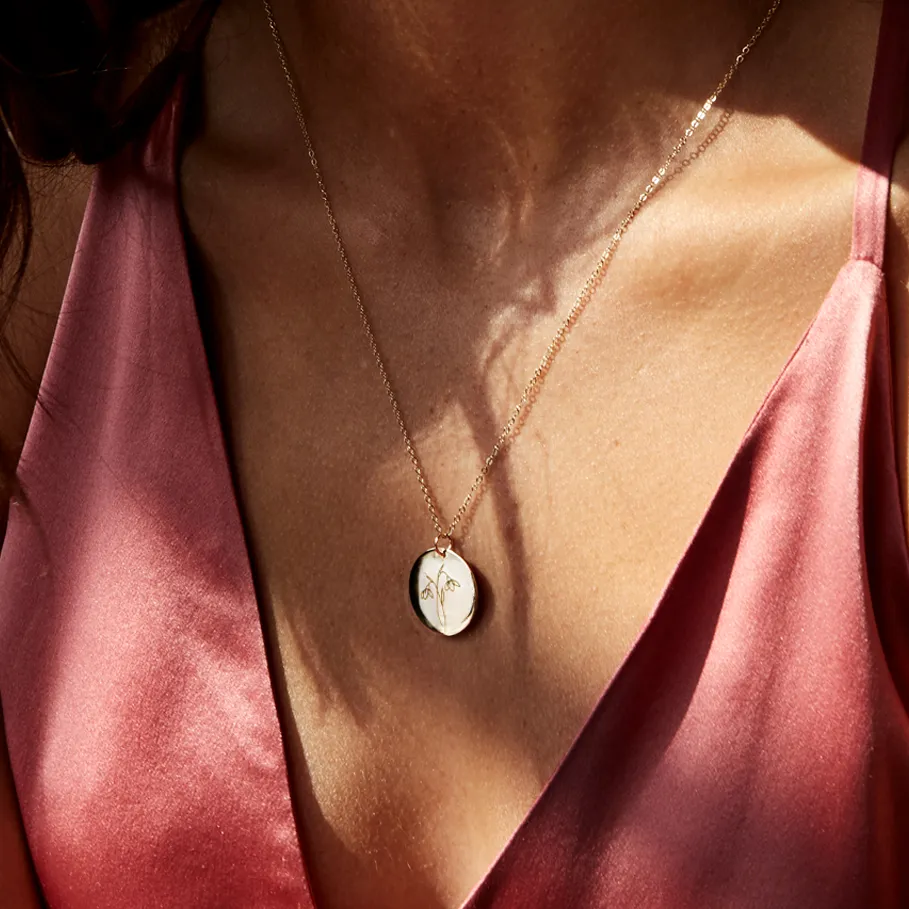 Daisy Necklace - April Flower