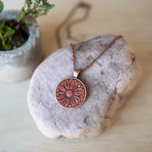 Daisy Pendant Necklace