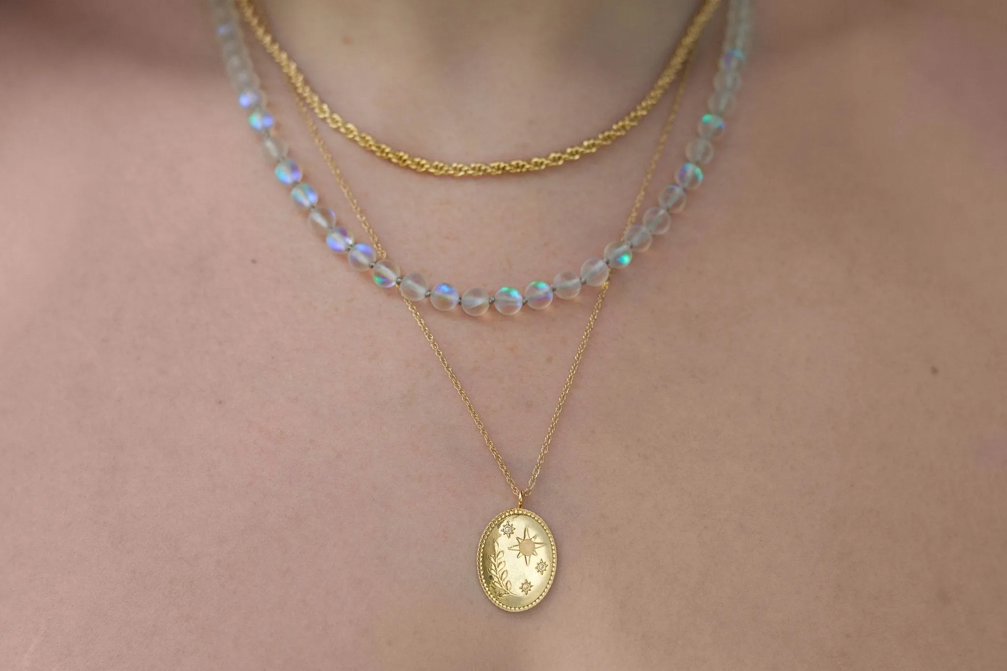 Daphne Pendant Necklace - Gold