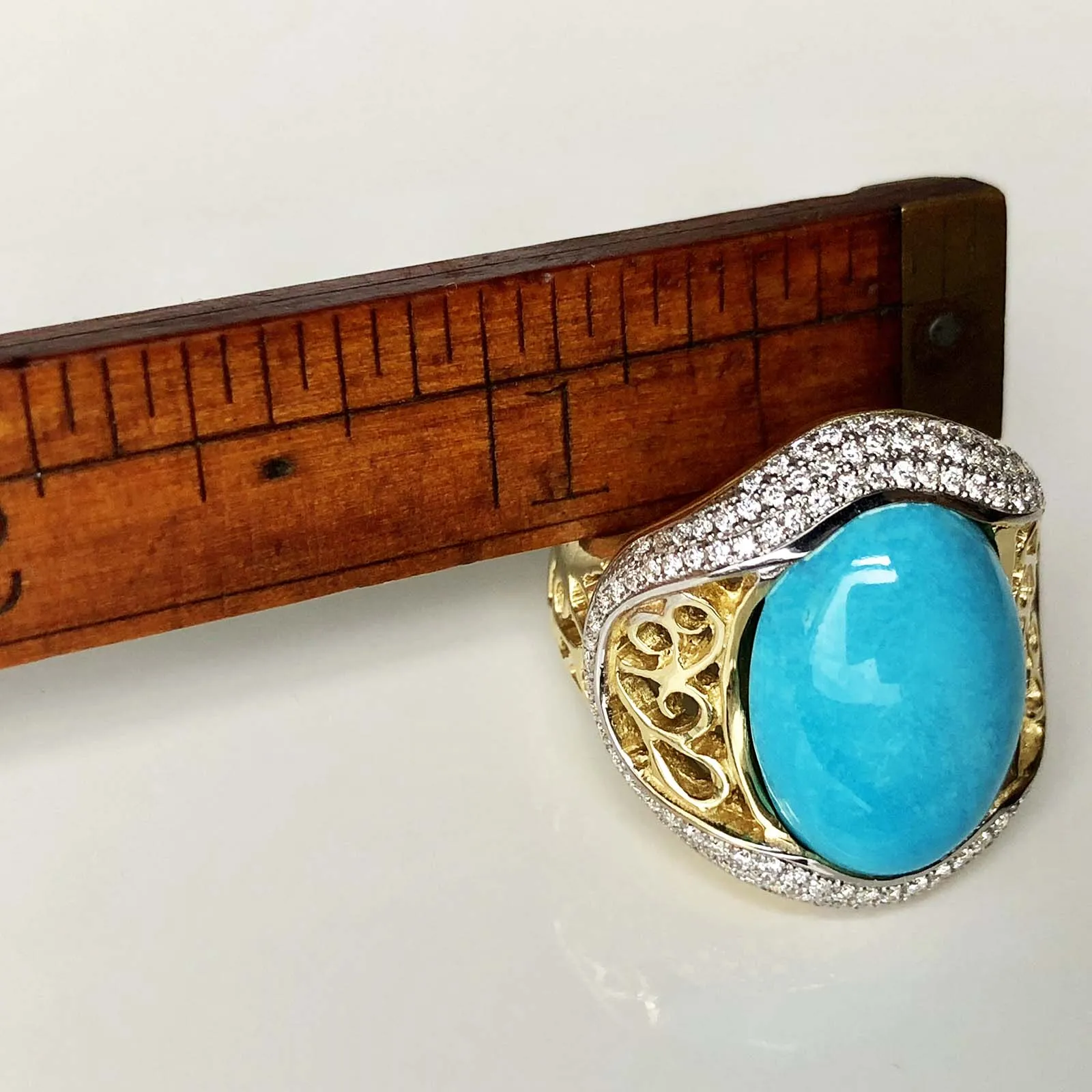 Eye of the Ocean 18K Gold Mini Diamond and Natural Sleeping Beauty Ring Size 6