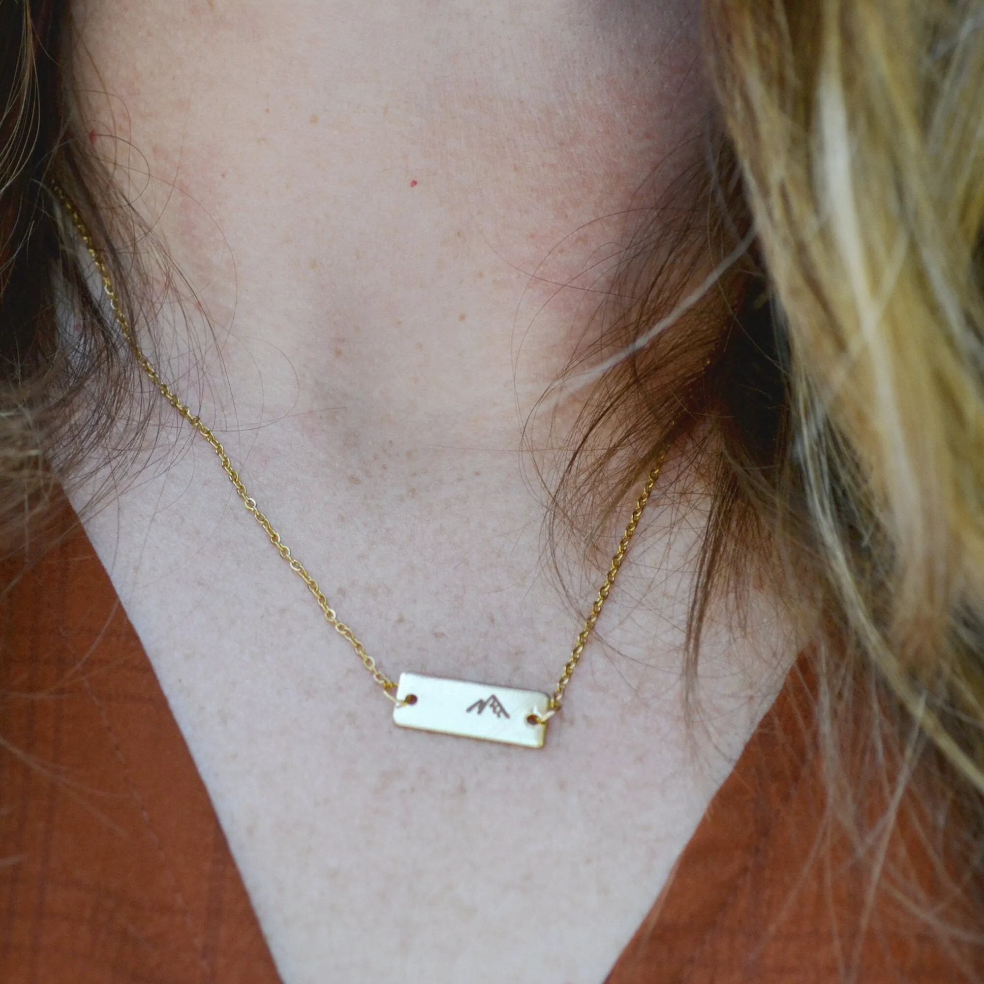 Faith Necklace, Mountain Necklace, Christian Gifts for Friends, Mountain Pendant Necklace, Religious Jewelry, Gold Mountain Necklace