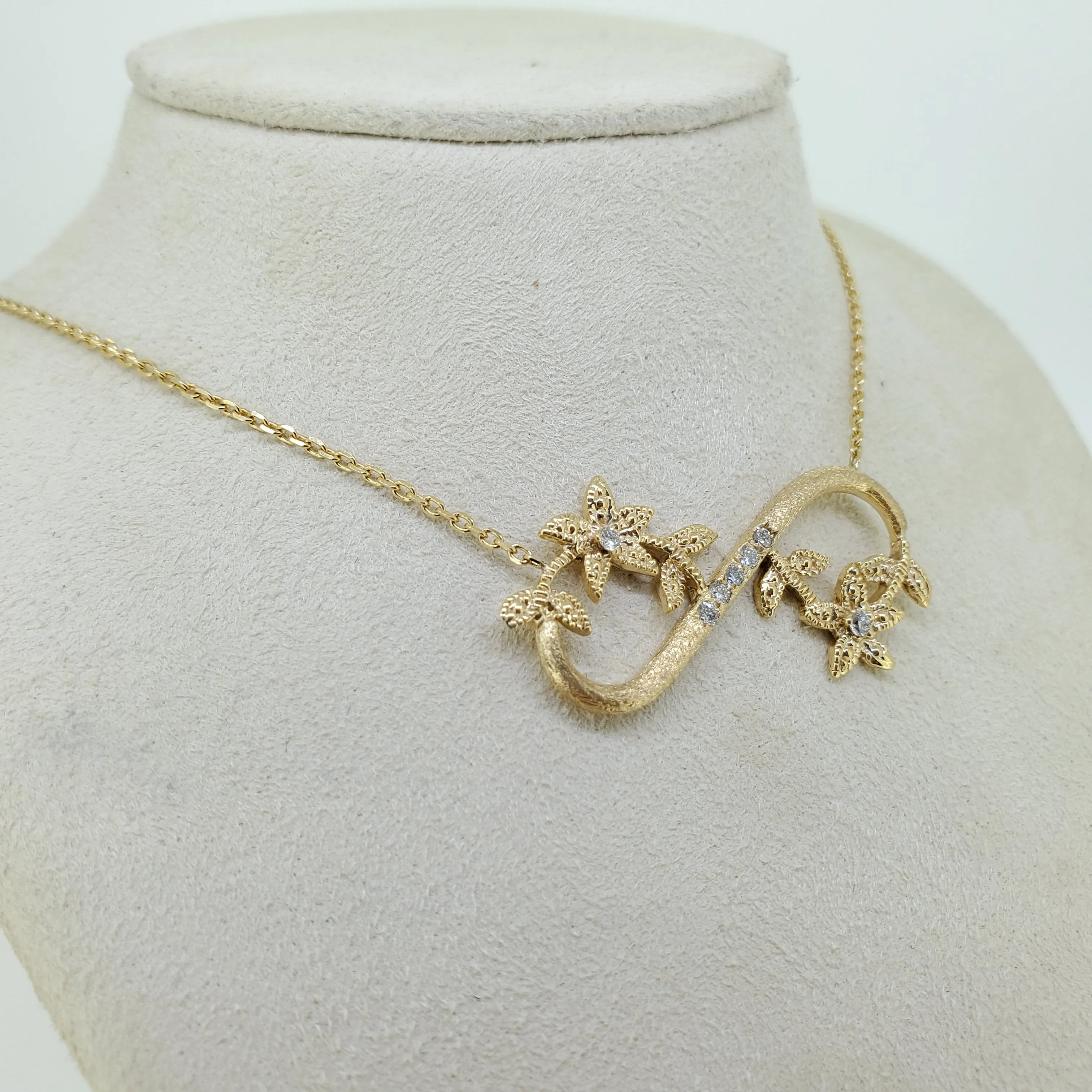 Flower Infinity Necklace