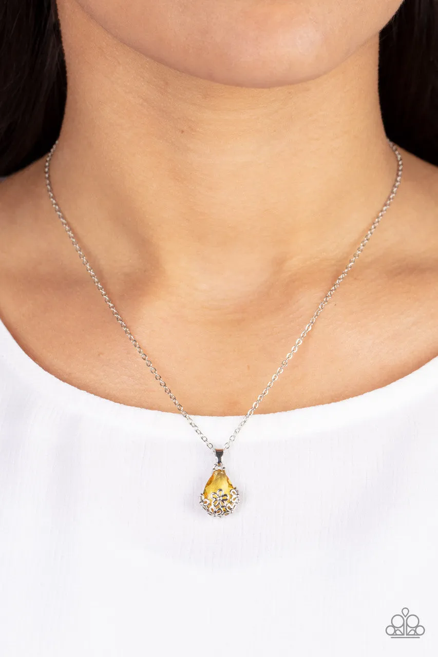Flower Patch Fabulous - Yellow - Teardrop Rhinestone Flower Cutout Paparazzi Short Necklace