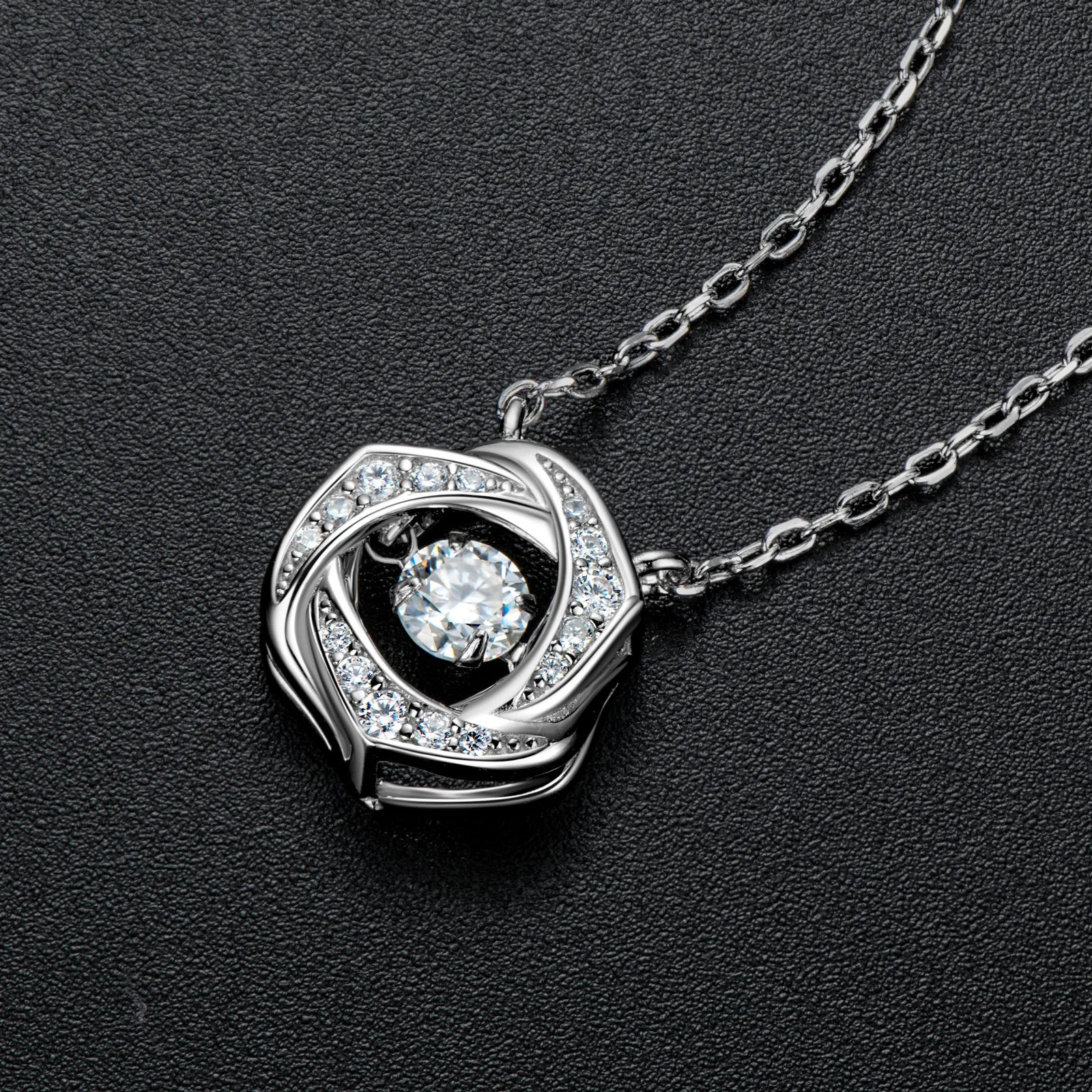 Flower Round Cut 0.5ct Dancing Moissanite Pendant Necklace