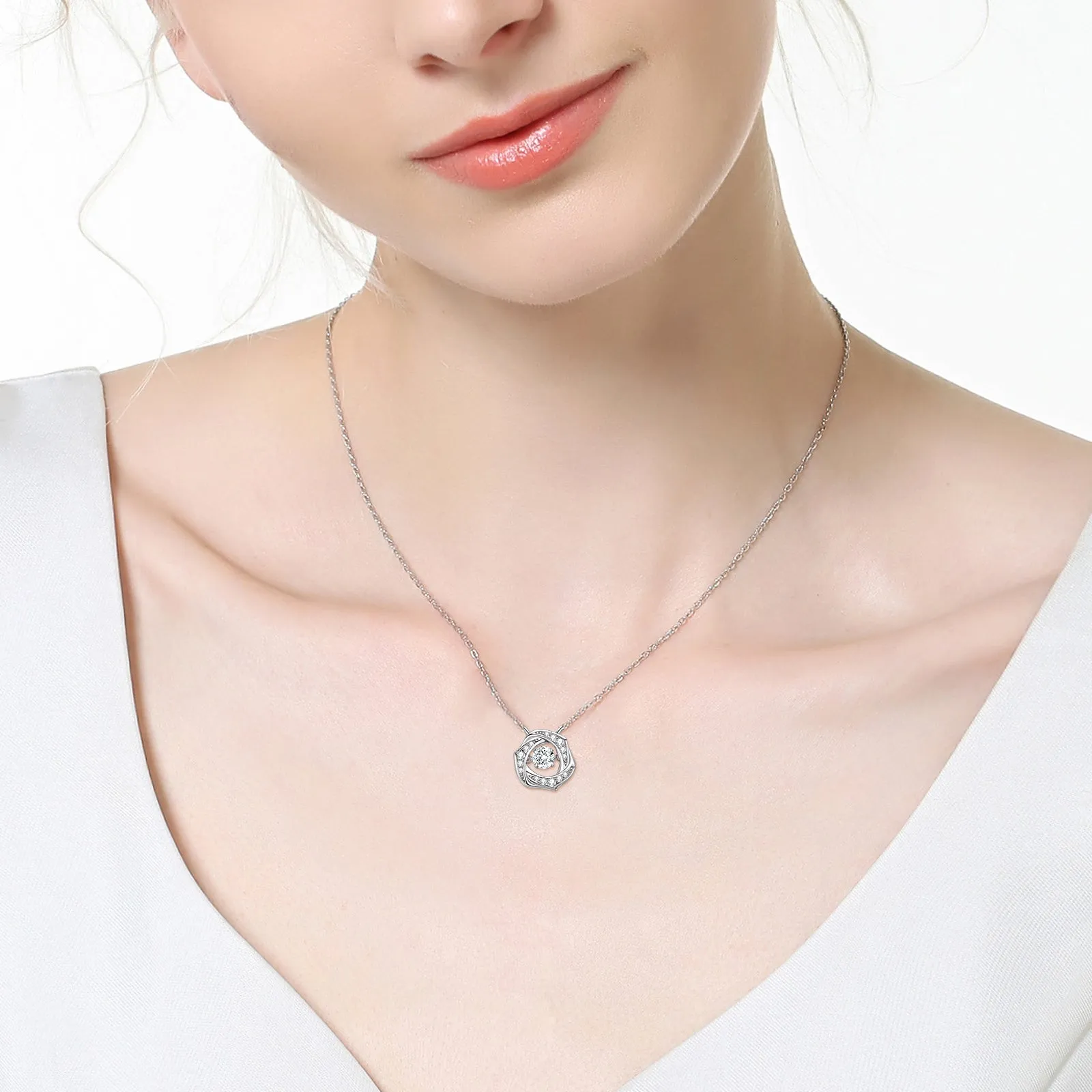 Flower Round Cut 0.5ct Dancing Moissanite Pendant Necklace