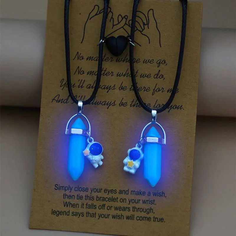 Glow-in-the-Dark Luminous Beads Necklace – Star & Heart Pendants for Men & Women, Perfect Halloween Gift™