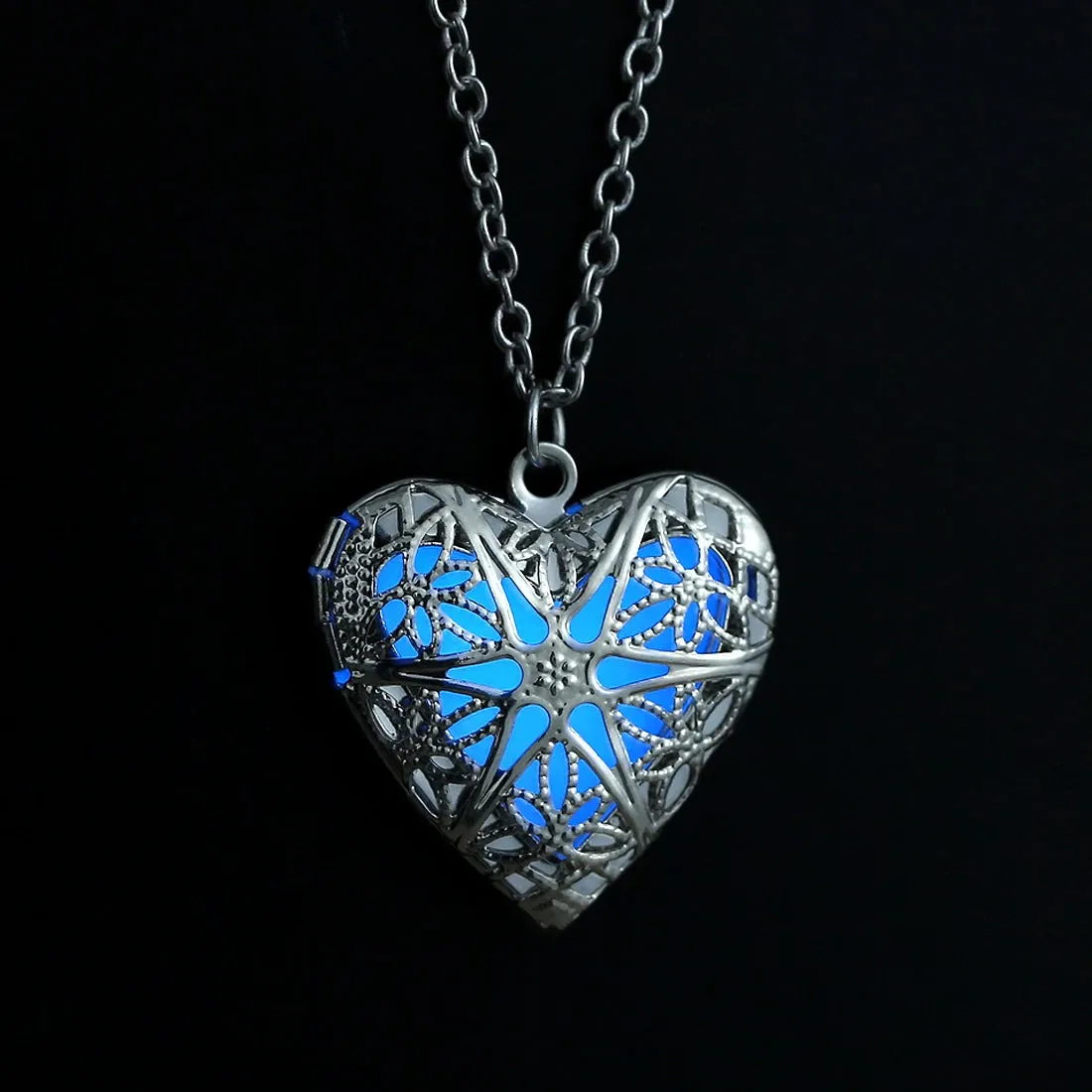 Glow-in-the-Dark Luminous Beads Necklace – Star & Heart Pendants for Men & Women, Perfect Halloween Gift™