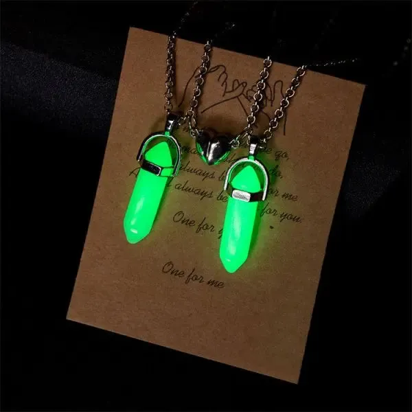 Glow-in-the-Dark Luminous Beads Necklace – Star & Heart Pendants for Men & Women, Perfect Halloween Gift™