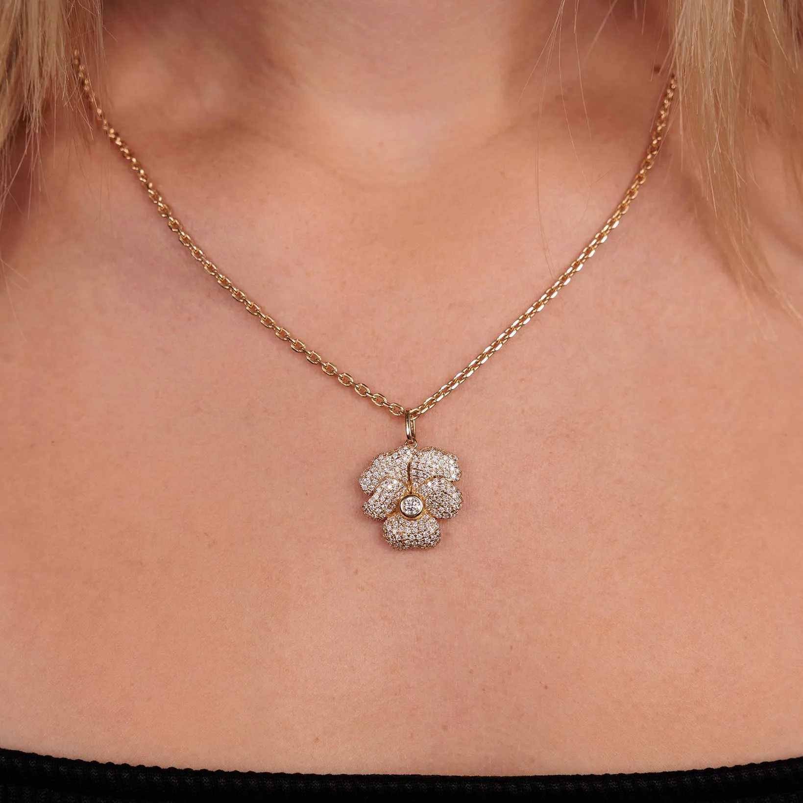 Gold & Diamond Large Begonia Charm
