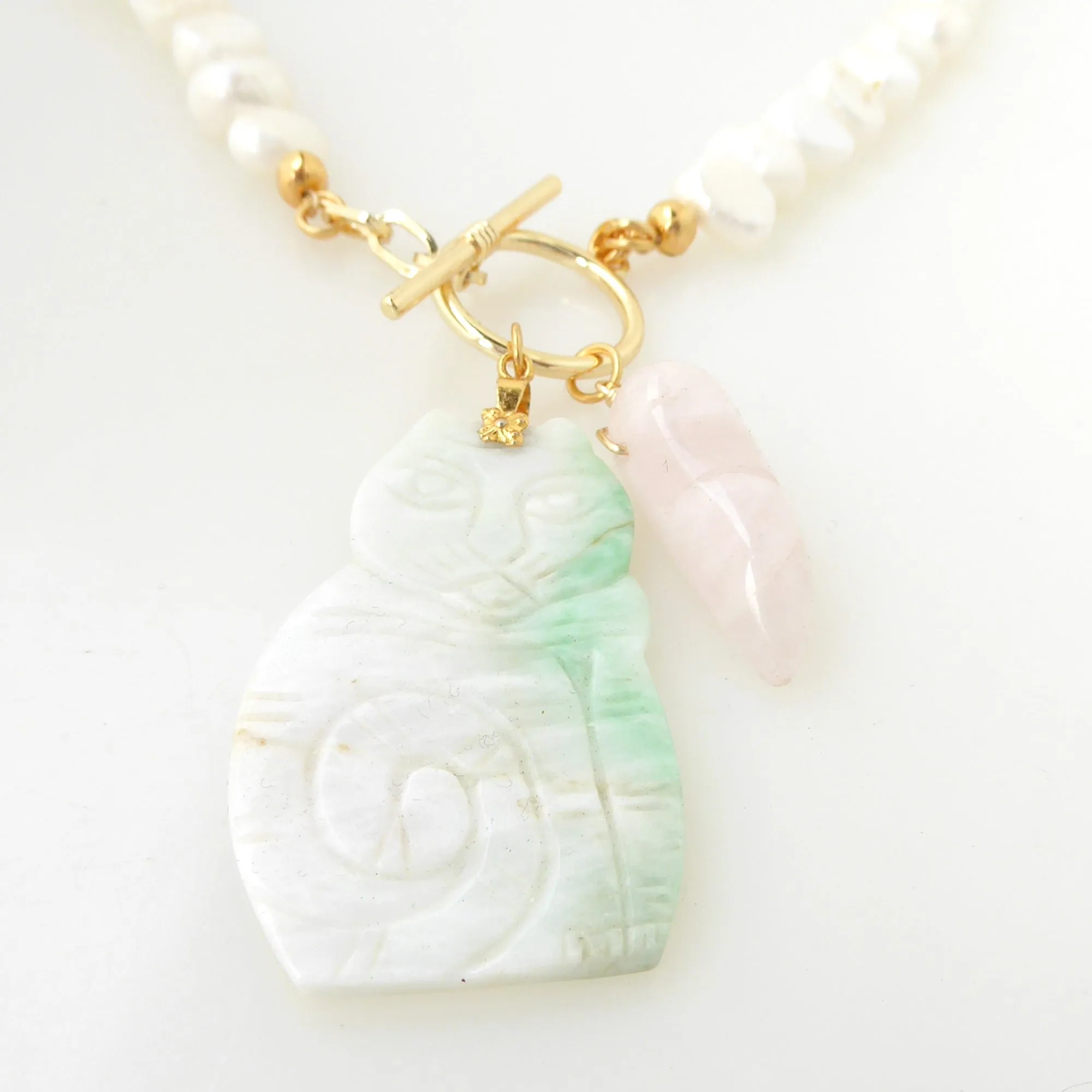 Jade cat necklace