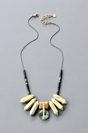 JLT618 yellow and black Artdeco necklace
