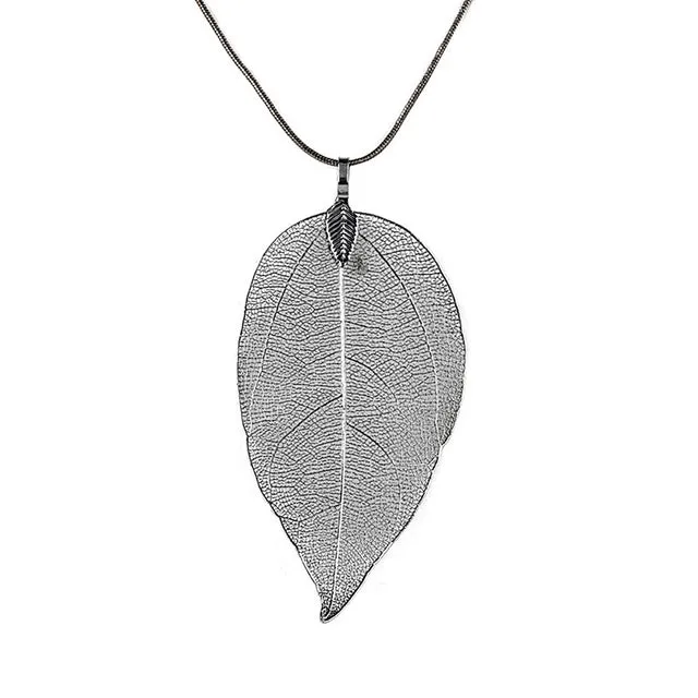 Leaf Pendant Necklace