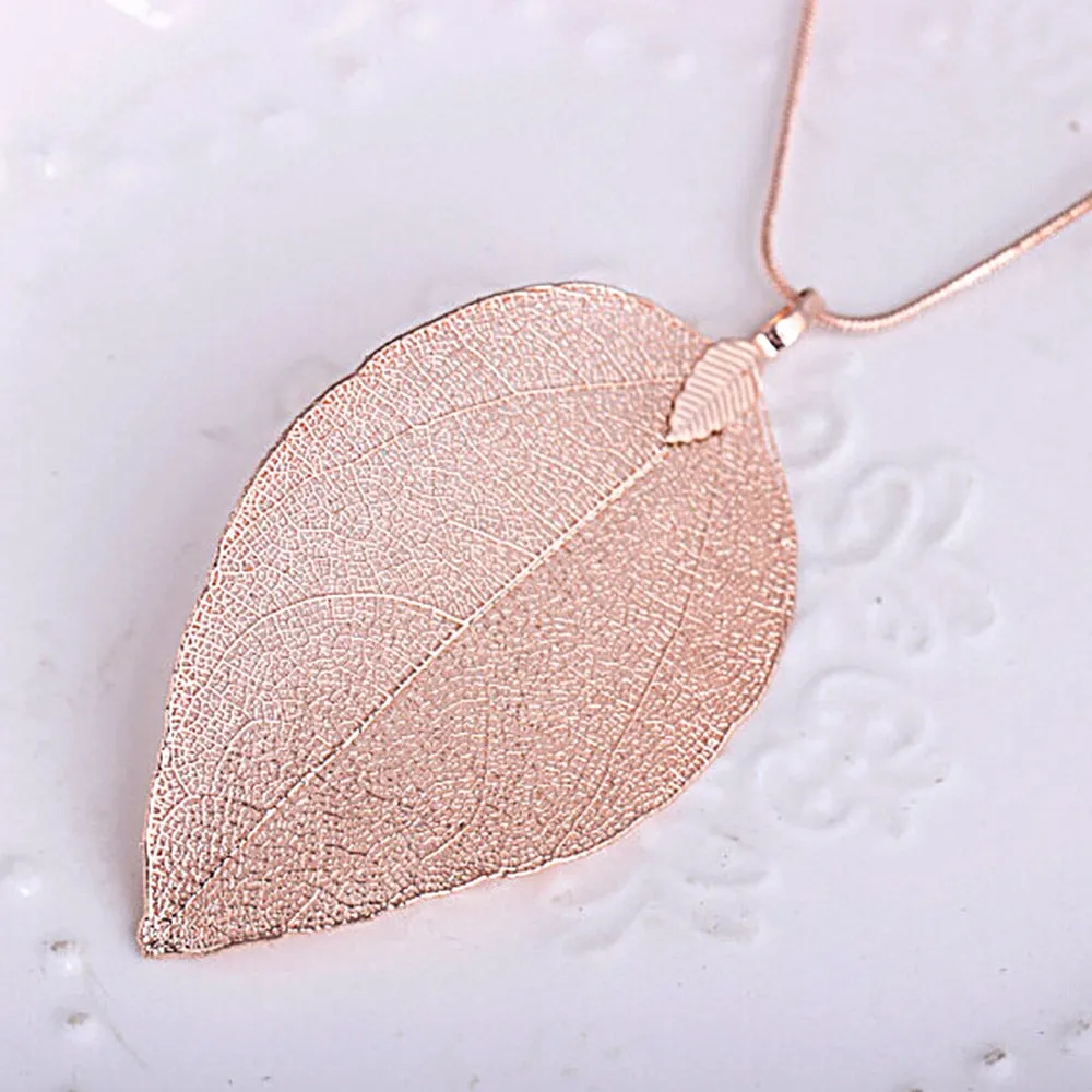 Leaf Pendant Necklace
