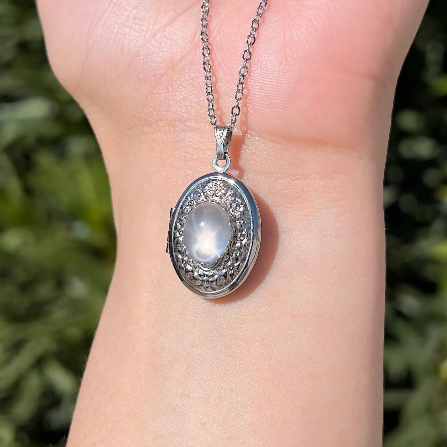 Locket in Rose Quartz ✵