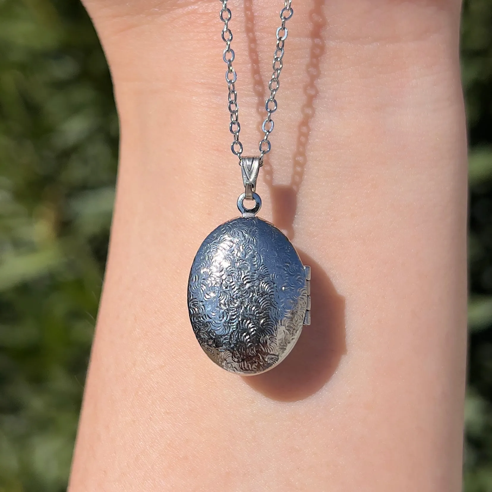 Locket in Rose Quartz ✵