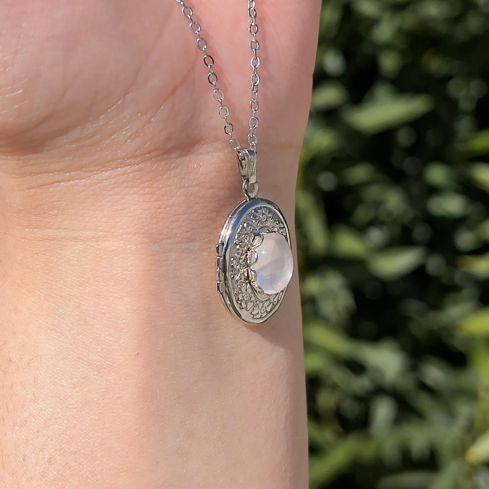 Locket in Rose Quartz ✵