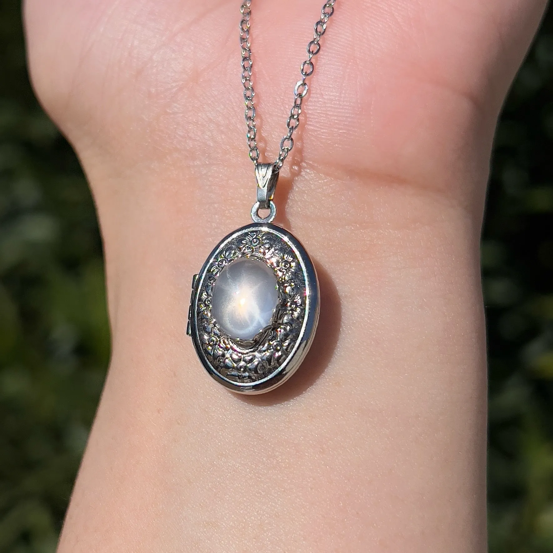 Locket in Rose Quartz ✵