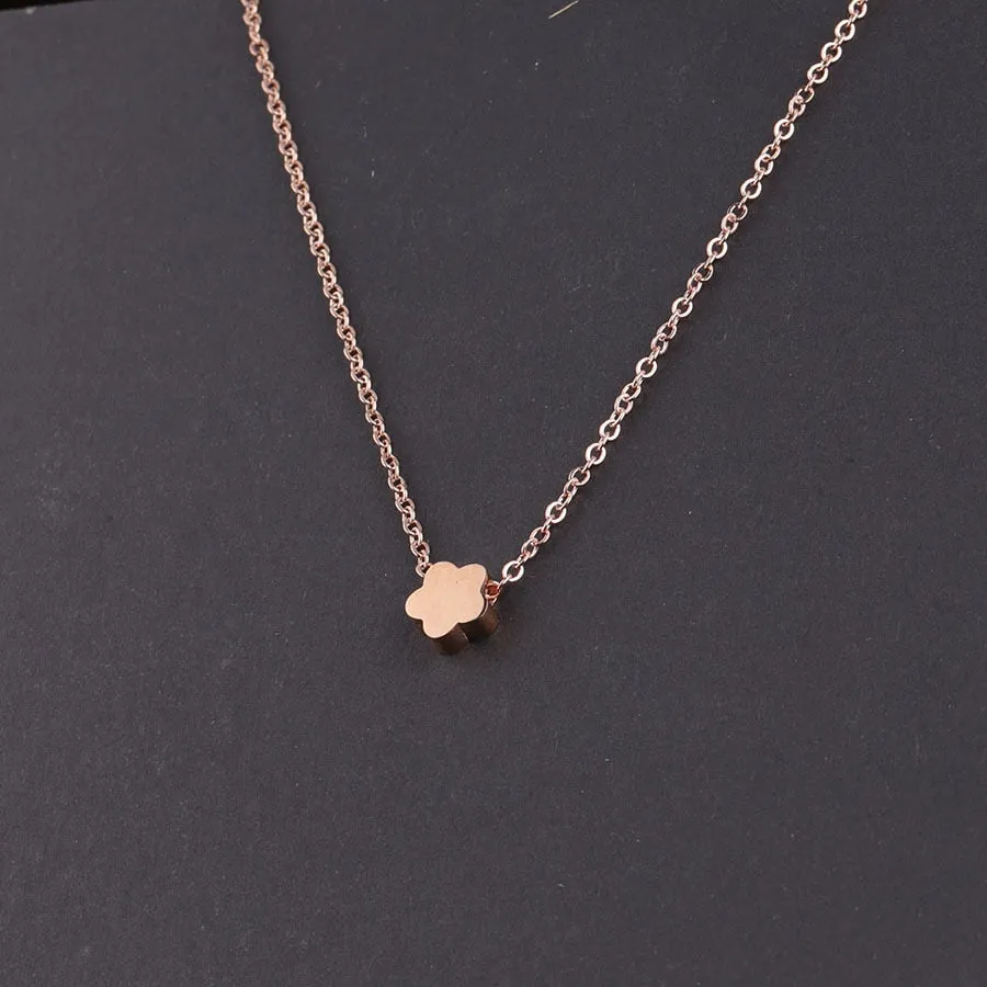Mirror Polish Flower Pendant Necklace Choker for Women