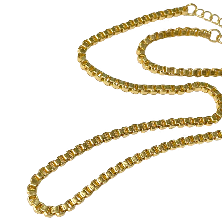 Mountain & Moon Stella Necklace Gold