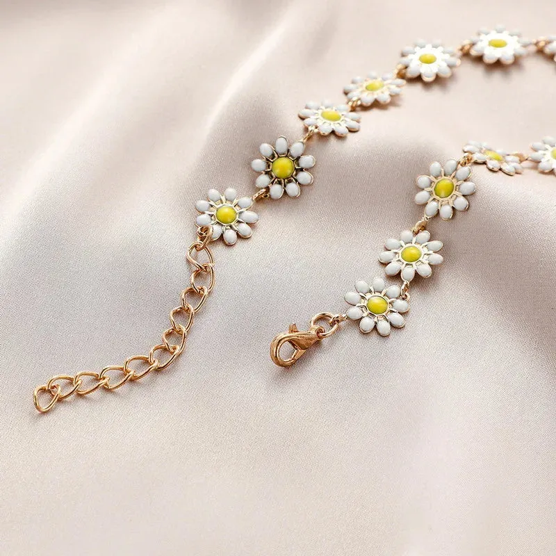 Multicolored Flower Daisy Pendant Necklace for Women Accessories Creative Flower Neck Chain Card Neck Chain Necklace