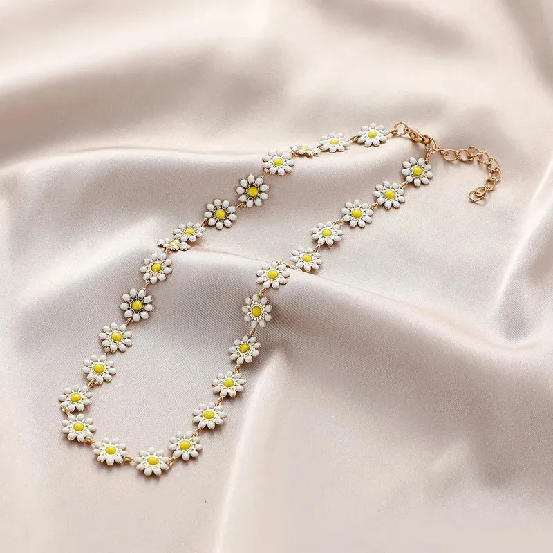 Multicolored Flower Daisy Pendant Necklace for Women Accessories Creative Flower Neck Chain Card Neck Chain Necklace