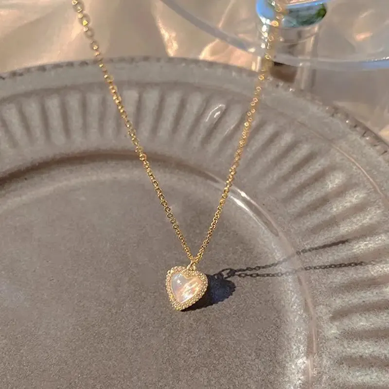 New Double Layer Necklace For Women Imitation Pearl Crystal Heart Pendant Chokers Necklaces Girls Bohemia