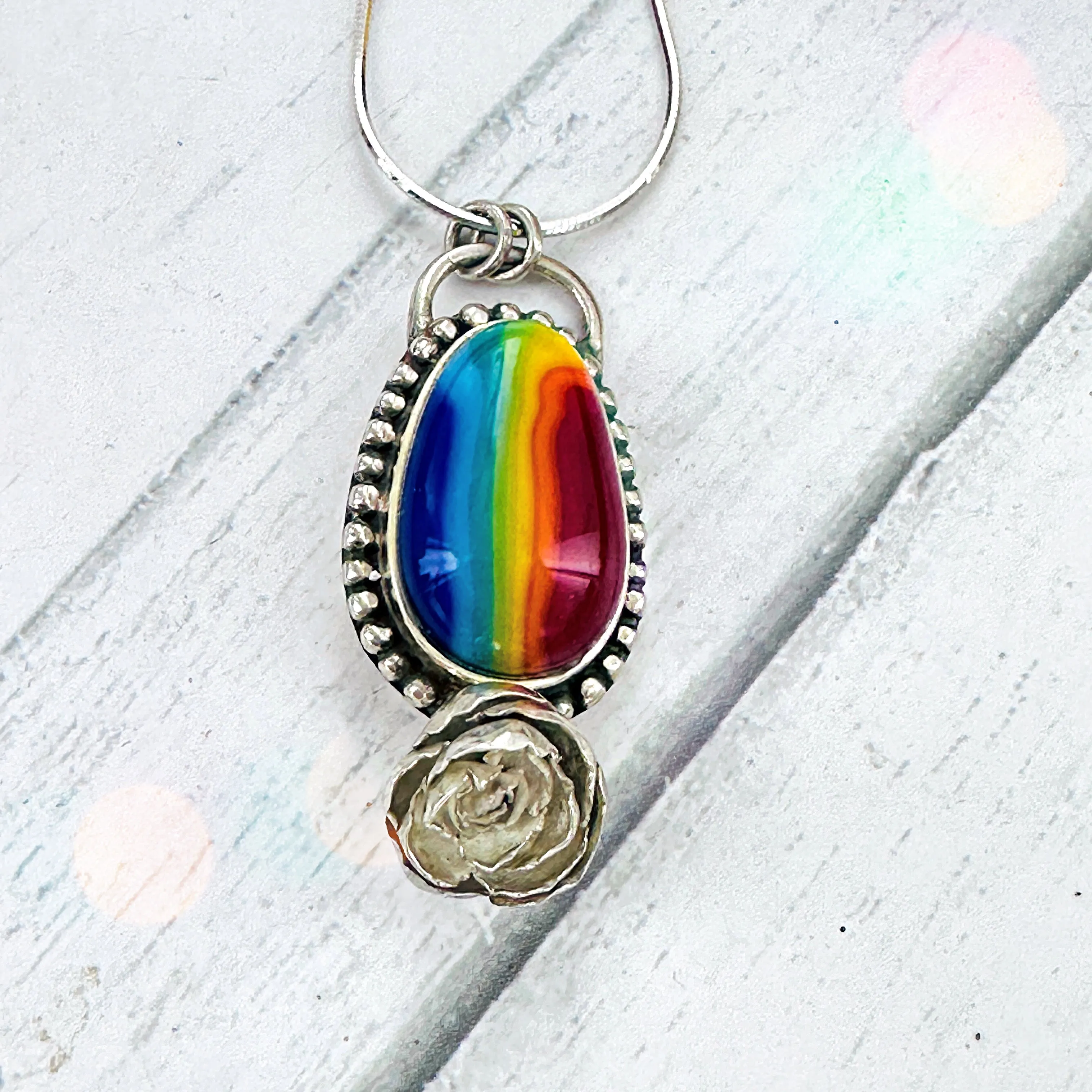 OZ: Rainbow Pendant