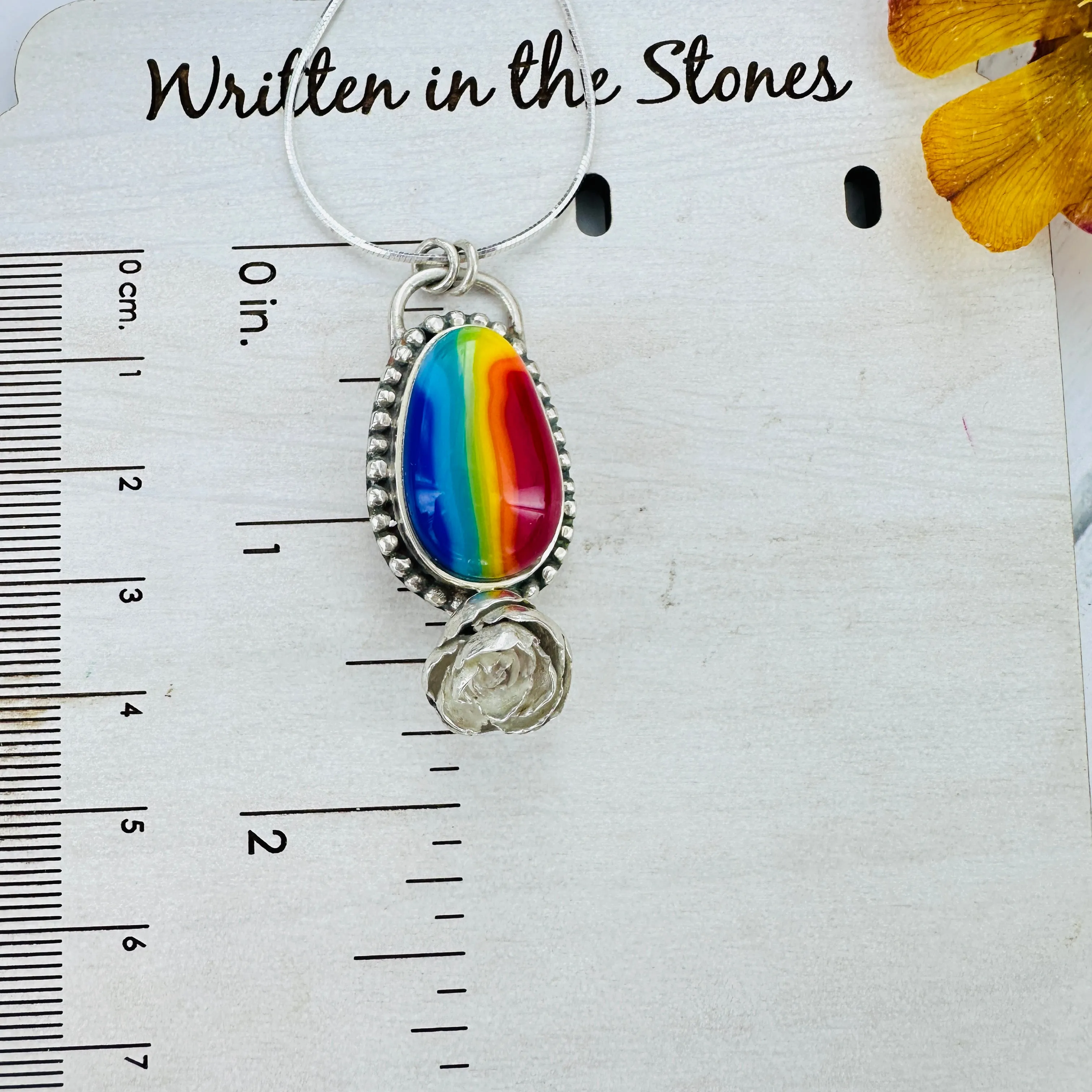 OZ: Rainbow Pendant
