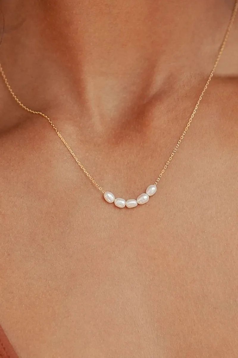 Pearl Pendant Necklace