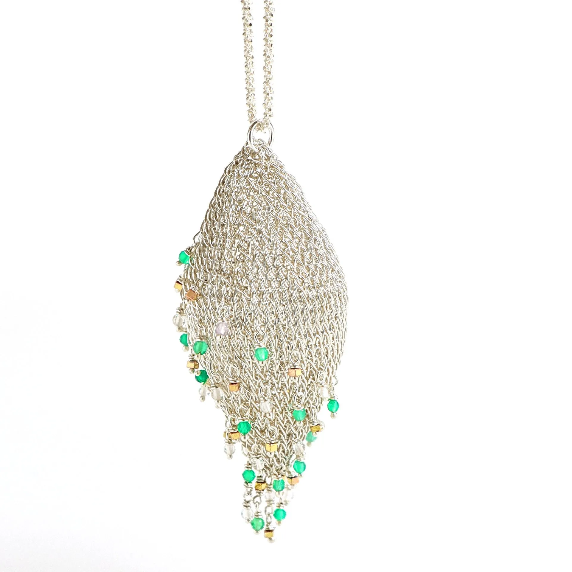Phylum coconut necklace with natural stones