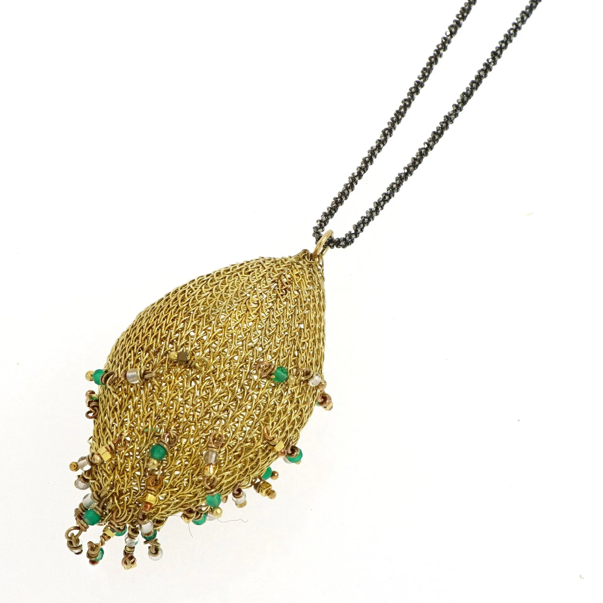 Phylum Coconut necklace with natural stones