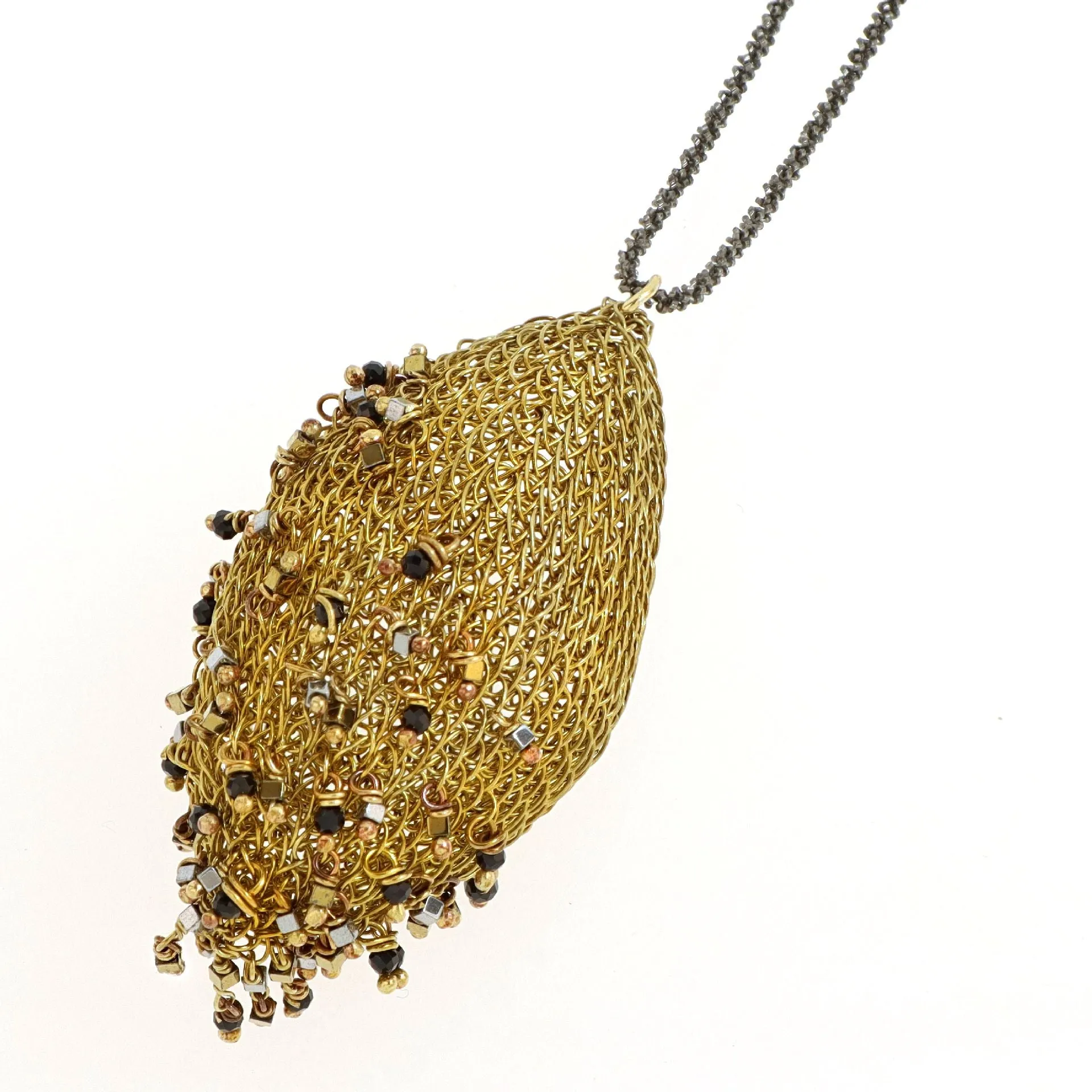 Phylum Coconut necklace with natural stones