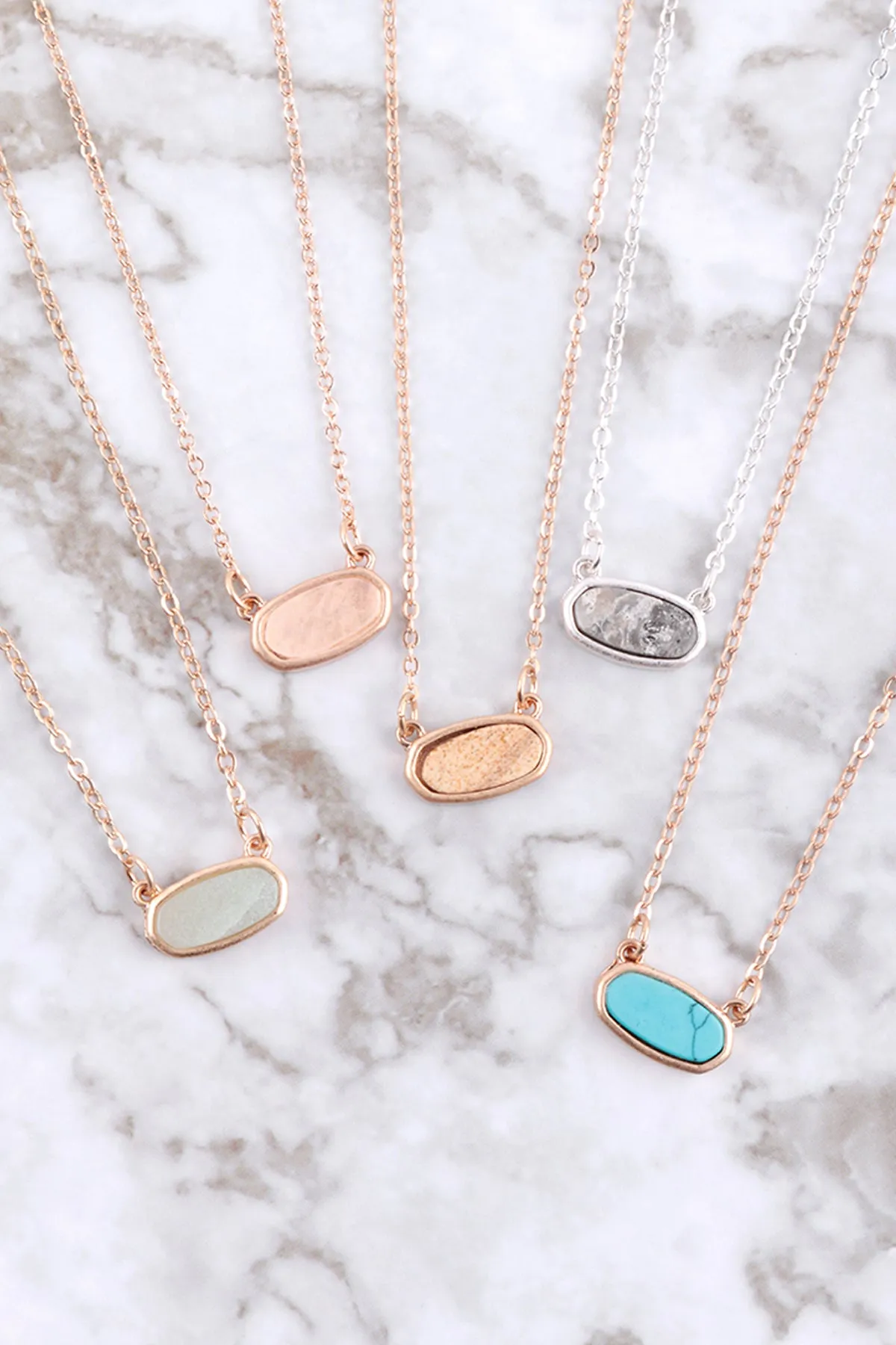 QN4372 - NATURAL STONE OVAL PENDANT NECKLACE