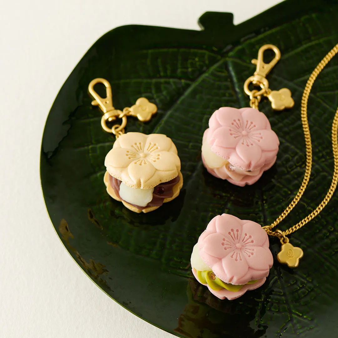 SAKURA Monaka Bag Charm (Beige)【Japan Jewelry】