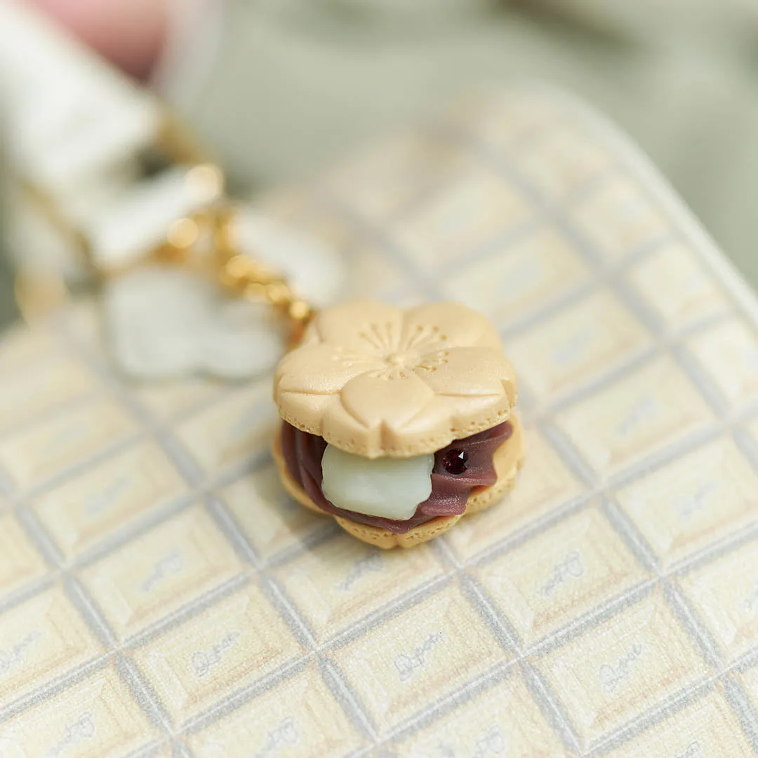 SAKURA Monaka Bag Charm (Beige)【Japan Jewelry】