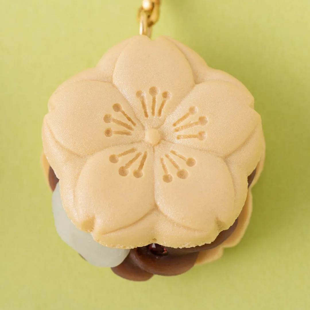 SAKURA Monaka Bag Charm (Beige)【Japan Jewelry】
