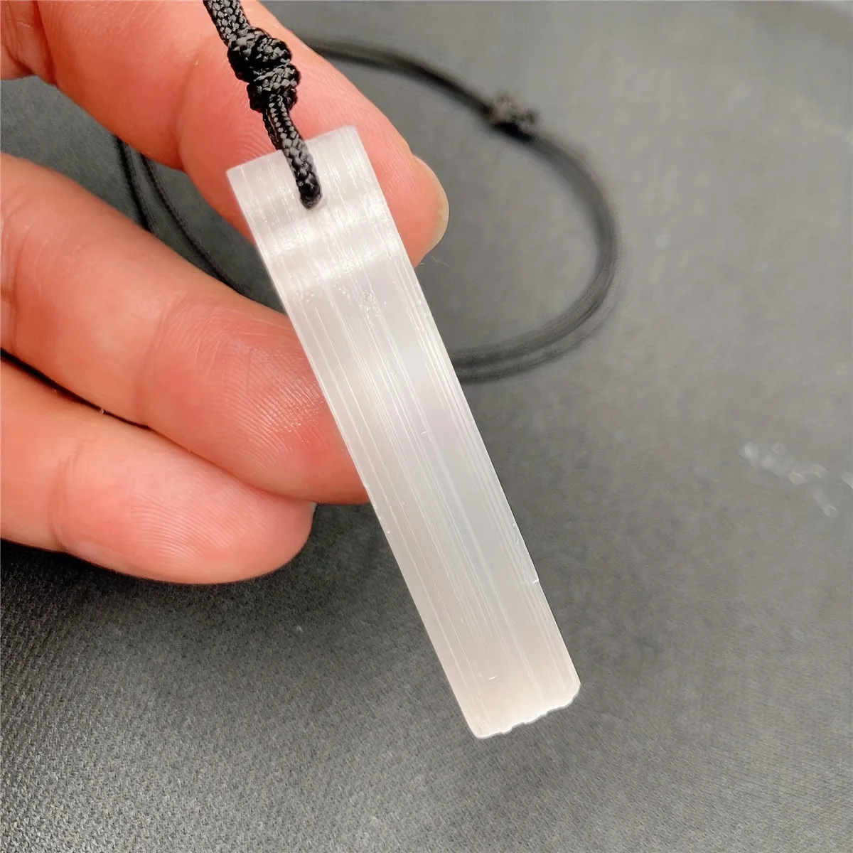 Selenite Gypsum Pendant Quartz Stone Healing Reiki Point Necklace